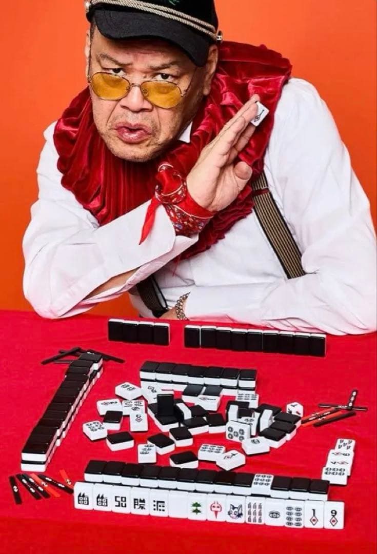 3COINS　スリーズ　くっきー　 架空の国のおみやげ屋　王家の麻雀牌