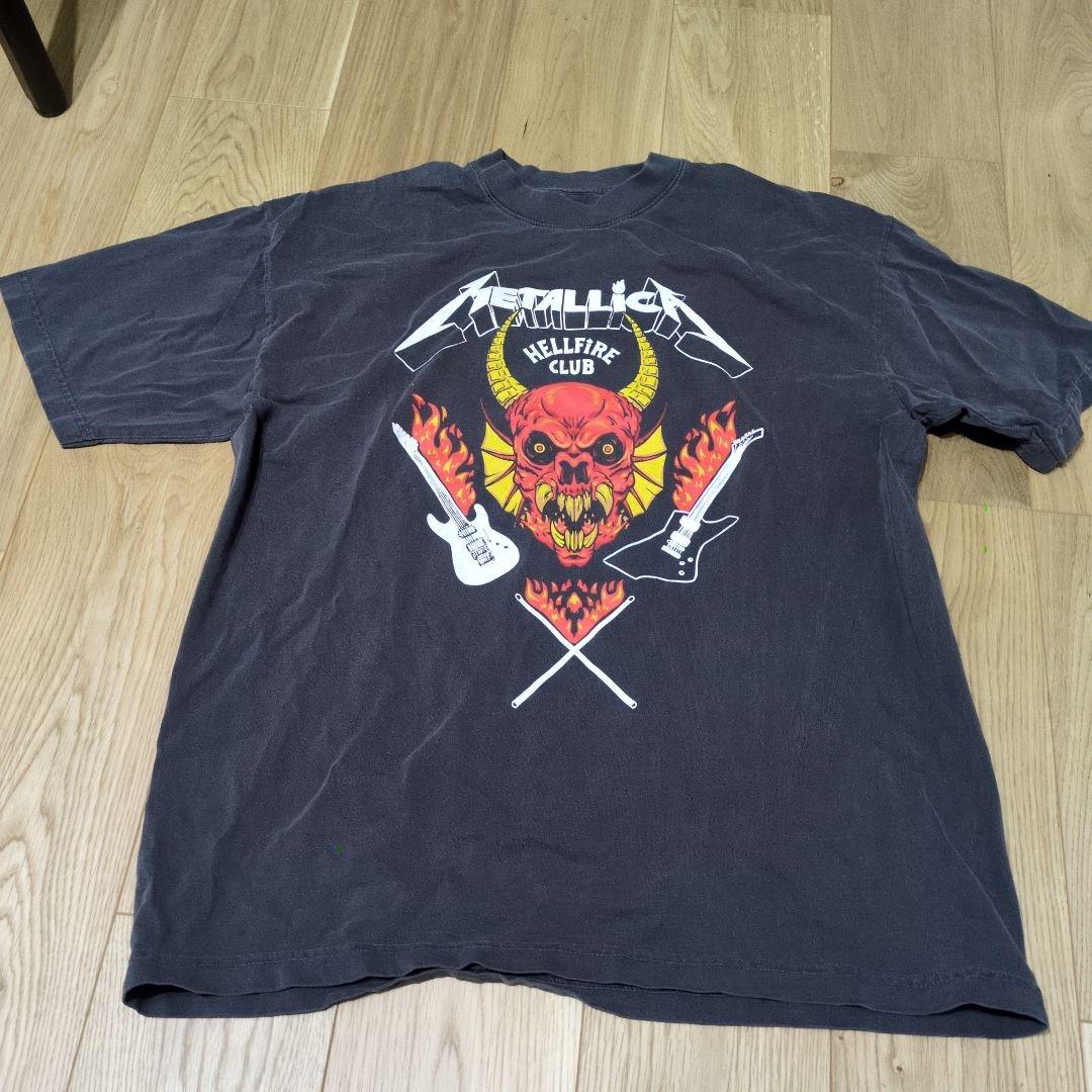 Stranger Things llica Tシャツ