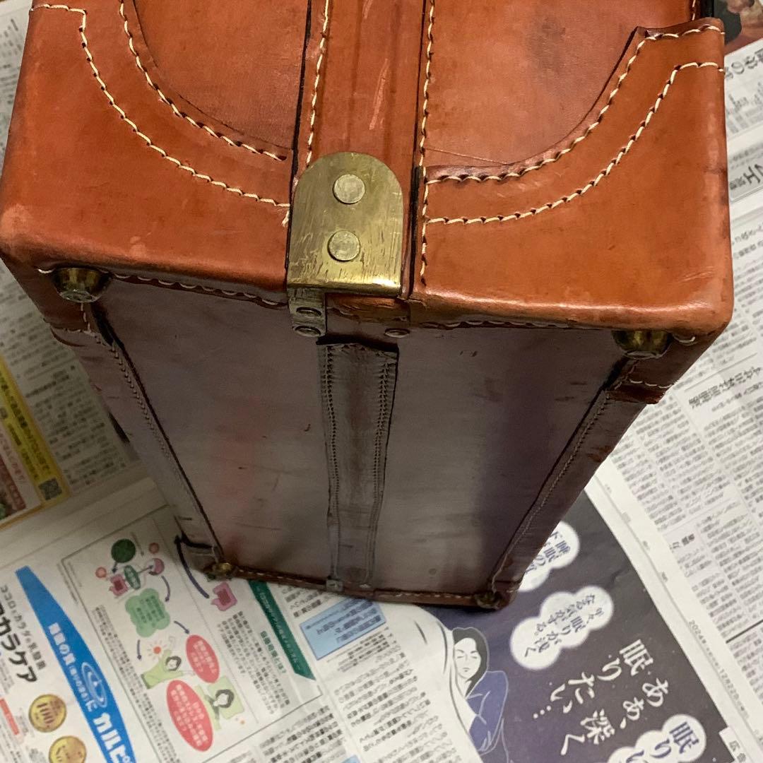 レザートランクケース　アンティーク　CHENEY チーニー