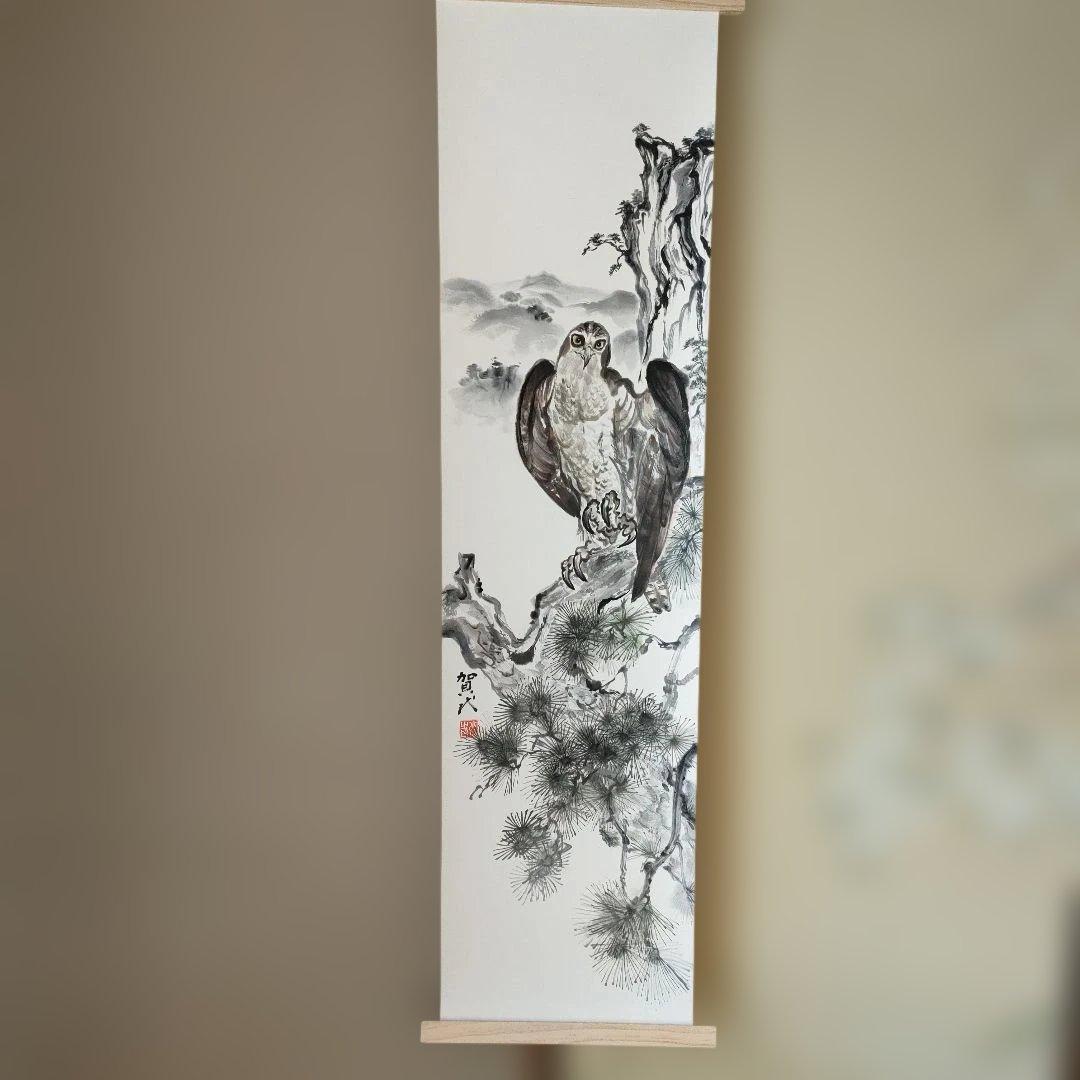水墨画　墨彩　 鷹 　木製フレーム付き
