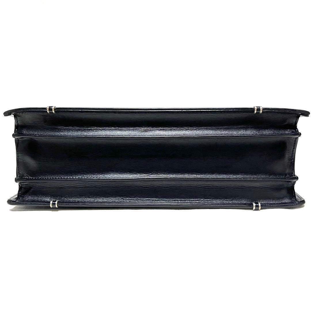 ★美品★AOKI 青木カバン★レザーダレスバッグ★黒　ブラック★カギ付き★本革★