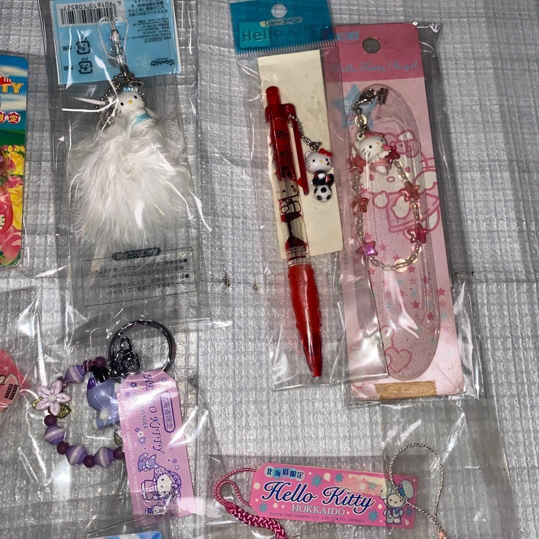 ハローキティ　ストラップ等