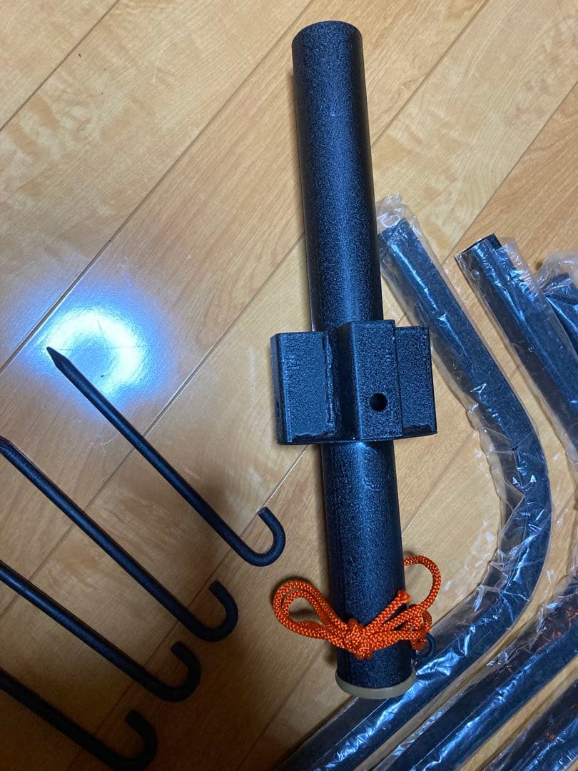 茶道具 立礼用品　野点　傘立て 鉄製 4本くい釘付