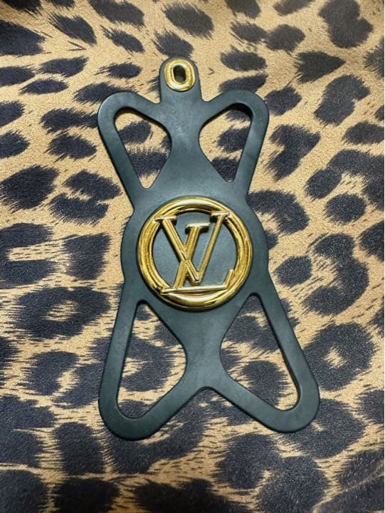 ルイヴィトン スマホストラップ