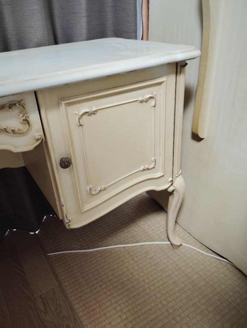 高級家具メーカー　鏡台①　アンティーク