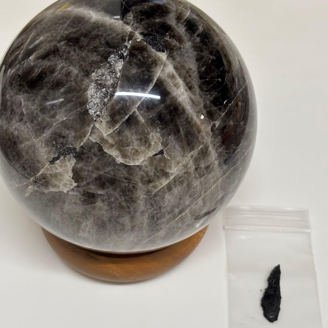 【訳あり】モリオン黒水晶約3.5kg　天然石丸玉スフィア　魔除けインテリア置物
