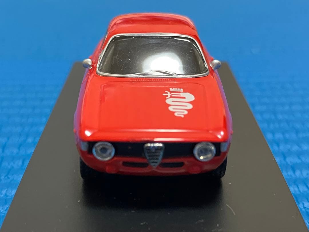 京商1/64アルファロメオGiuliaSprint GTA 1300Junior