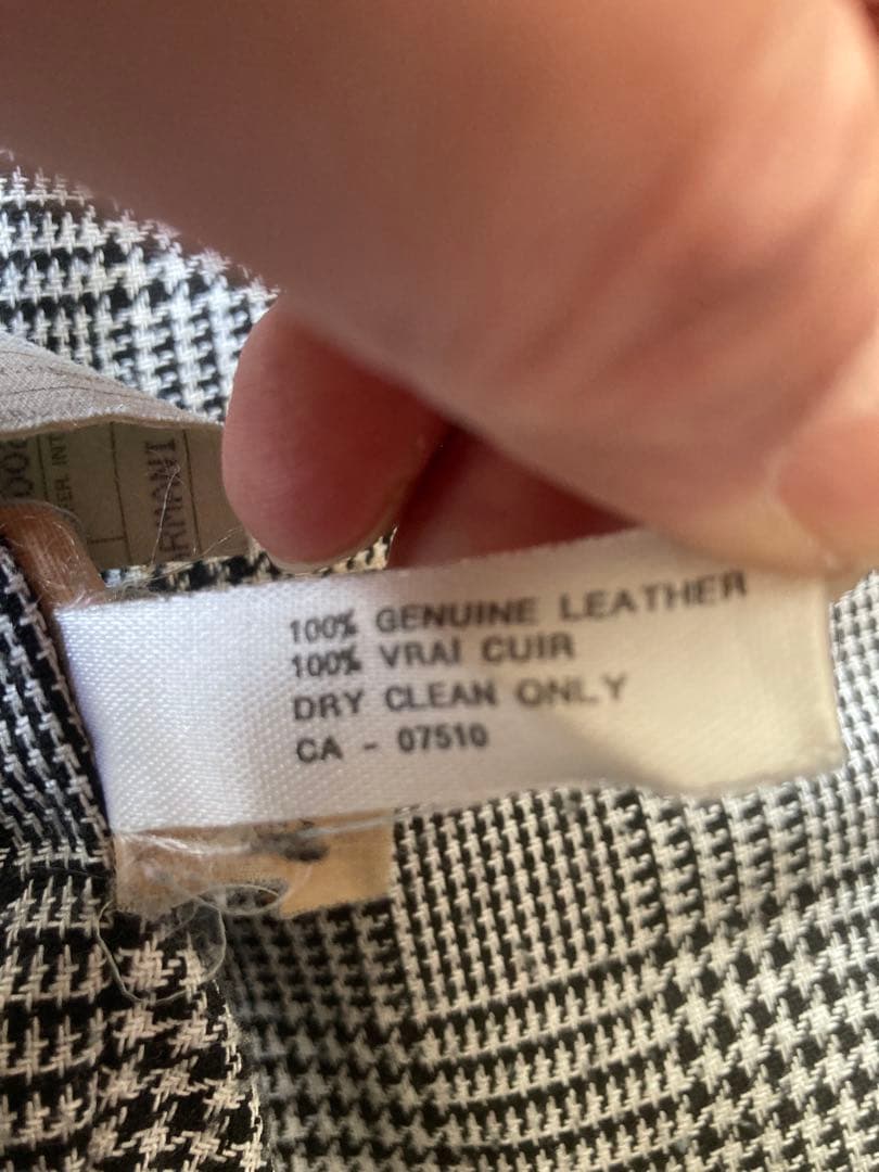 ブラックレザー ジャケット（GIORGIO ARMANI）