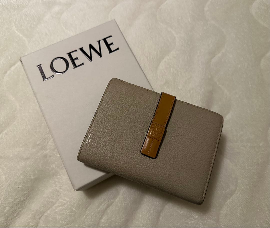 【LOEWE】ロエベ 財布 2つ折り 箱付き