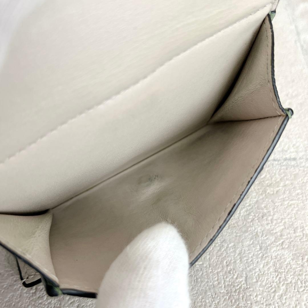 美品✨ロエベ　トライフォールドウォレット　アナグラム　三つ折り財布　ローズマリー