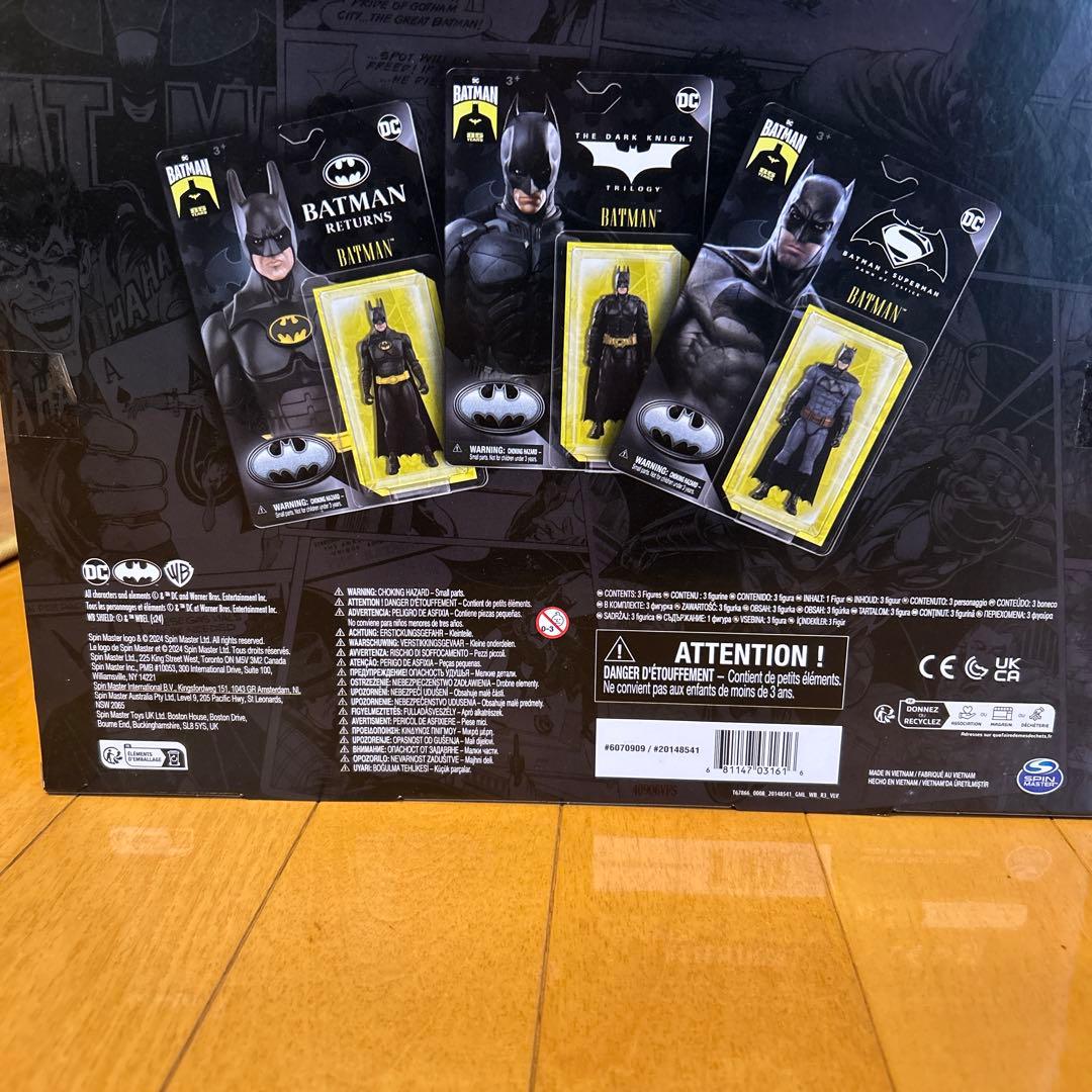 バットマン85周年記念3体ベーシックフィギュアセット　海外限定