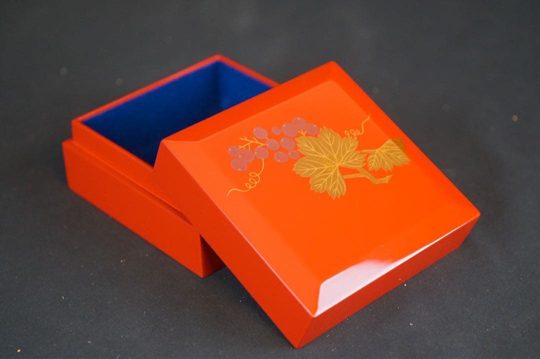 輪島屋本店 輪島塗 宝石箱 共箱 栞付 木製漆器