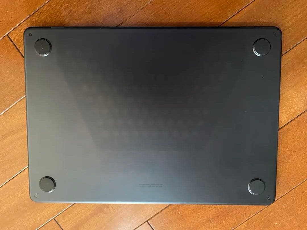 Apple MacBook Air 13.3インチ M2 16GB/256GB