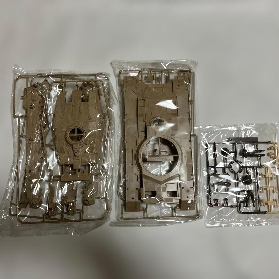 U.C.ハードグラフ 地球連邦軍 61式戦車5型 セモベンテ隊　初回限定版