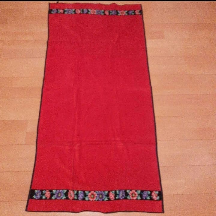 FEILER 花柄刺繍 バスタオル 赤青黄 Made in Germany