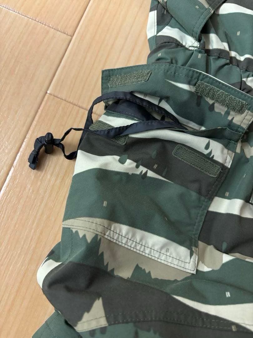 The North Face 子ども用スキーウェア 迷彩