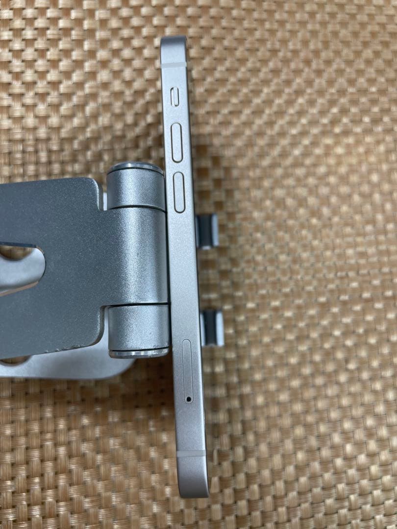 iPhone 13 mini 128 GB スターライトSIMフリー【1324】