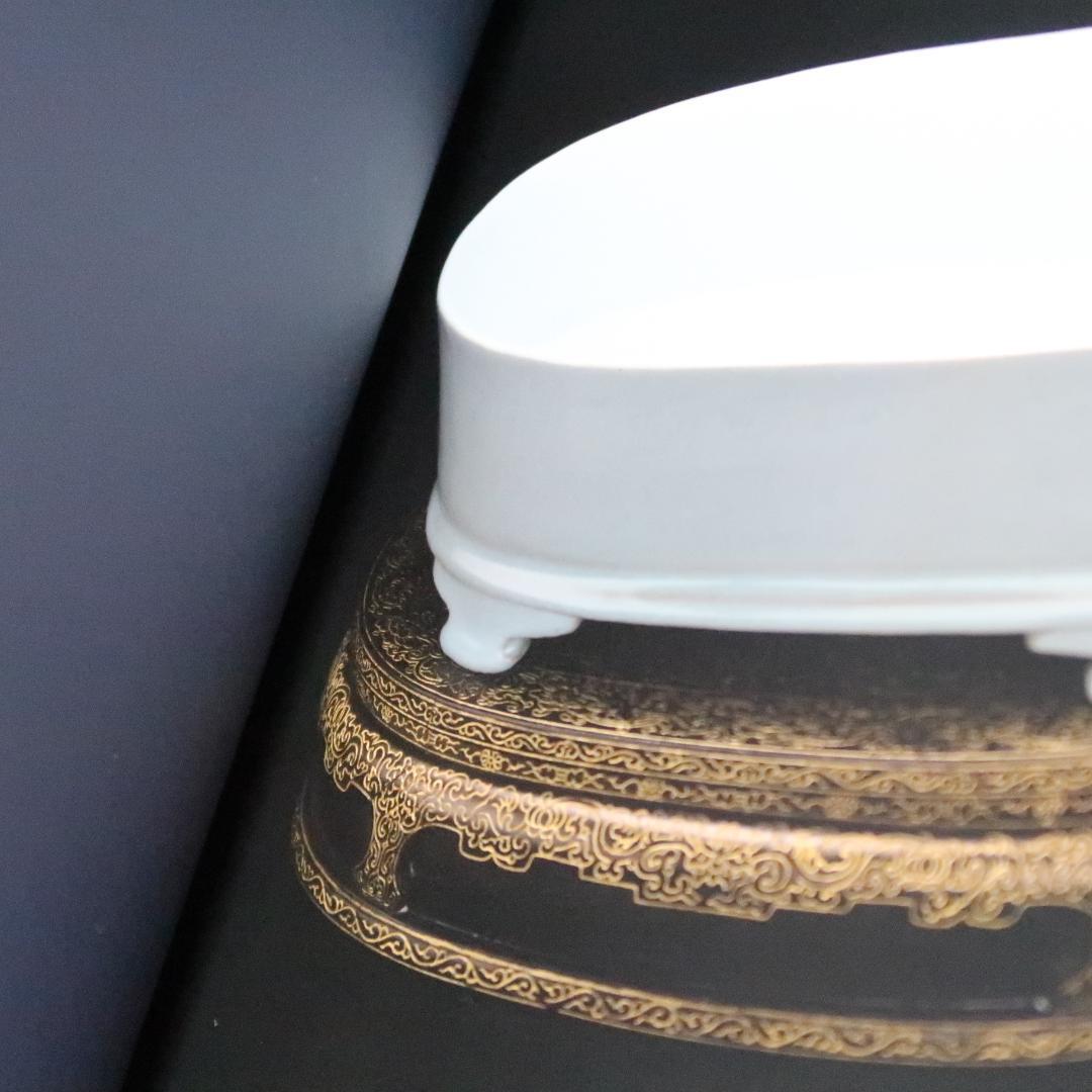 セール！希少図録　特別展「台北 國立故宮博物院―北宋汝窯青磁水仙盆」青磁 水仙盆