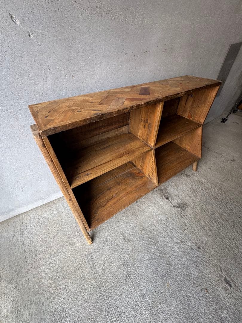 ヴィンテージ　本棚　シェルフ　古材　ヘリンボーン　アンティーク 1点もの