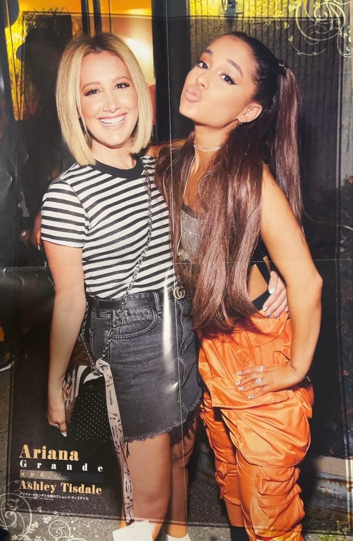 サブリナカーペンターsabrinacarpenter公式グッズ・雑誌INROCK