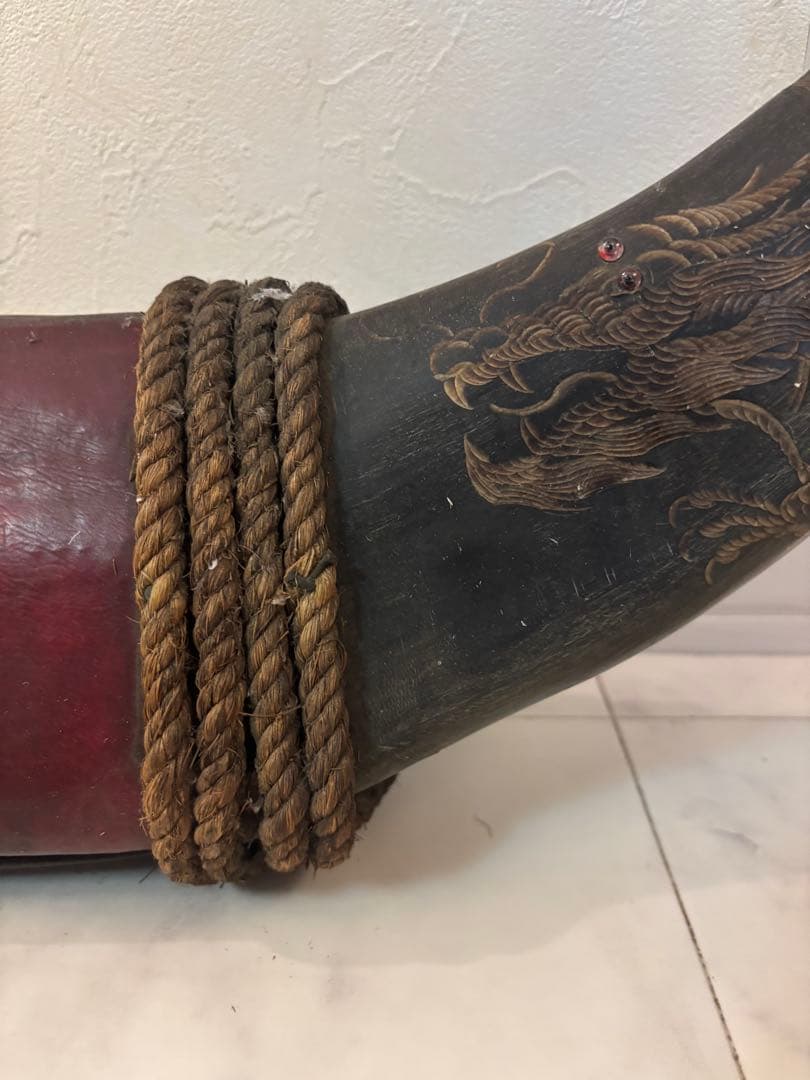 牛の角　約90センチ　龍　オブジェ　飾り　インテリア　水牛