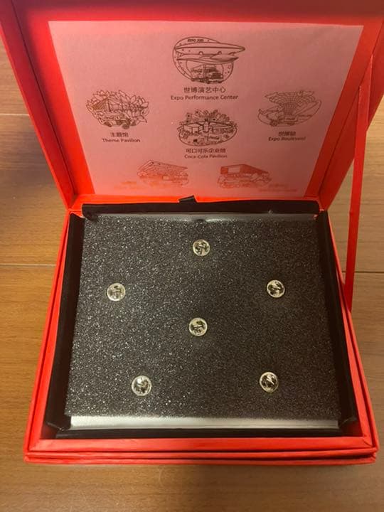 2010 EXPO コカコーラ　ピンバッジ　限定品