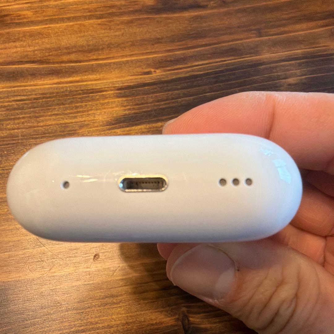 AirPods Pro 本体 第二世代　充電ケース付き