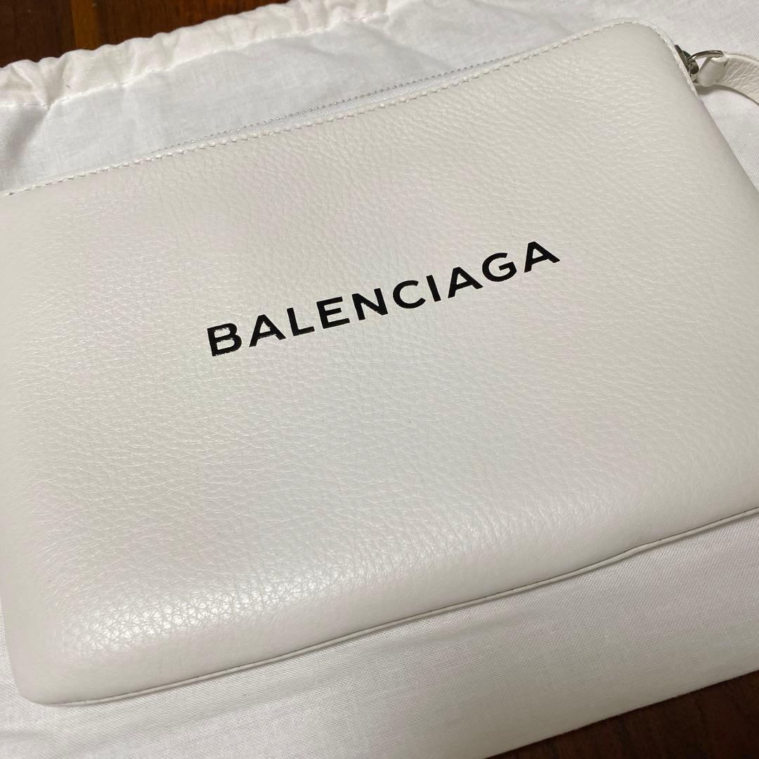 お値下げ！バレンシアガ セカンドバッグ ポーチ 白