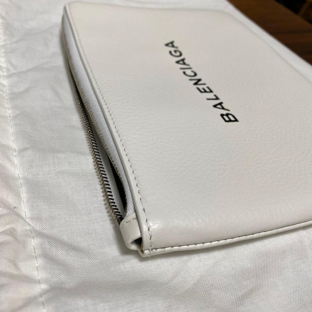 お値下げ！バレンシアガ セカンドバッグ ポーチ 白