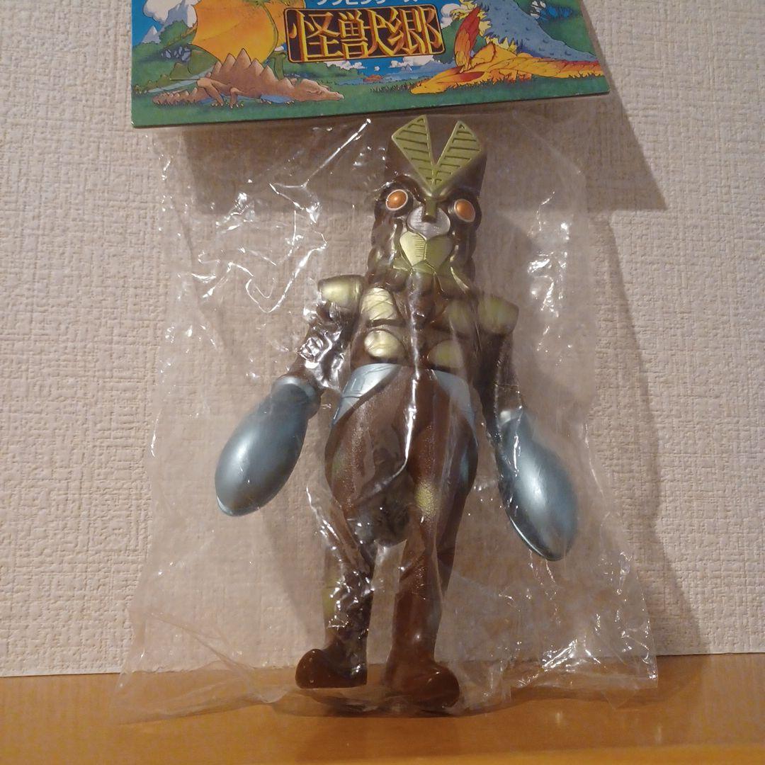 ウルトラマンから！バルタン星人！レトロソフビ系！