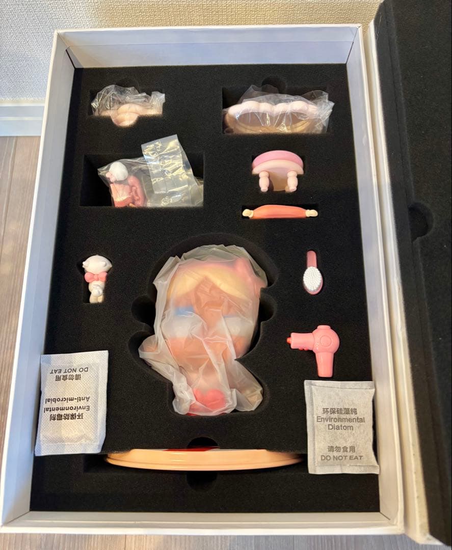 K*N様 POPMART crybaby THE DRESSING ROOM