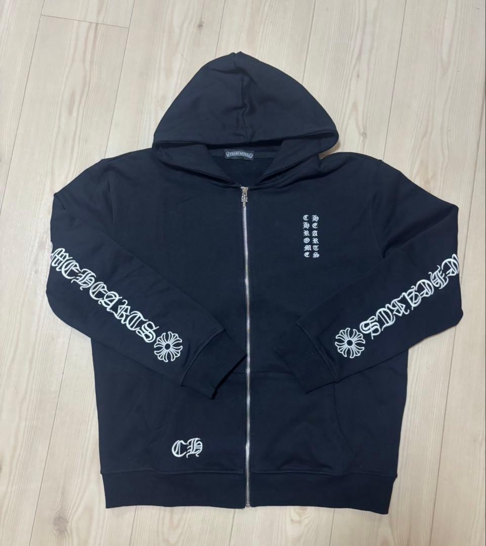 ジップパーカー