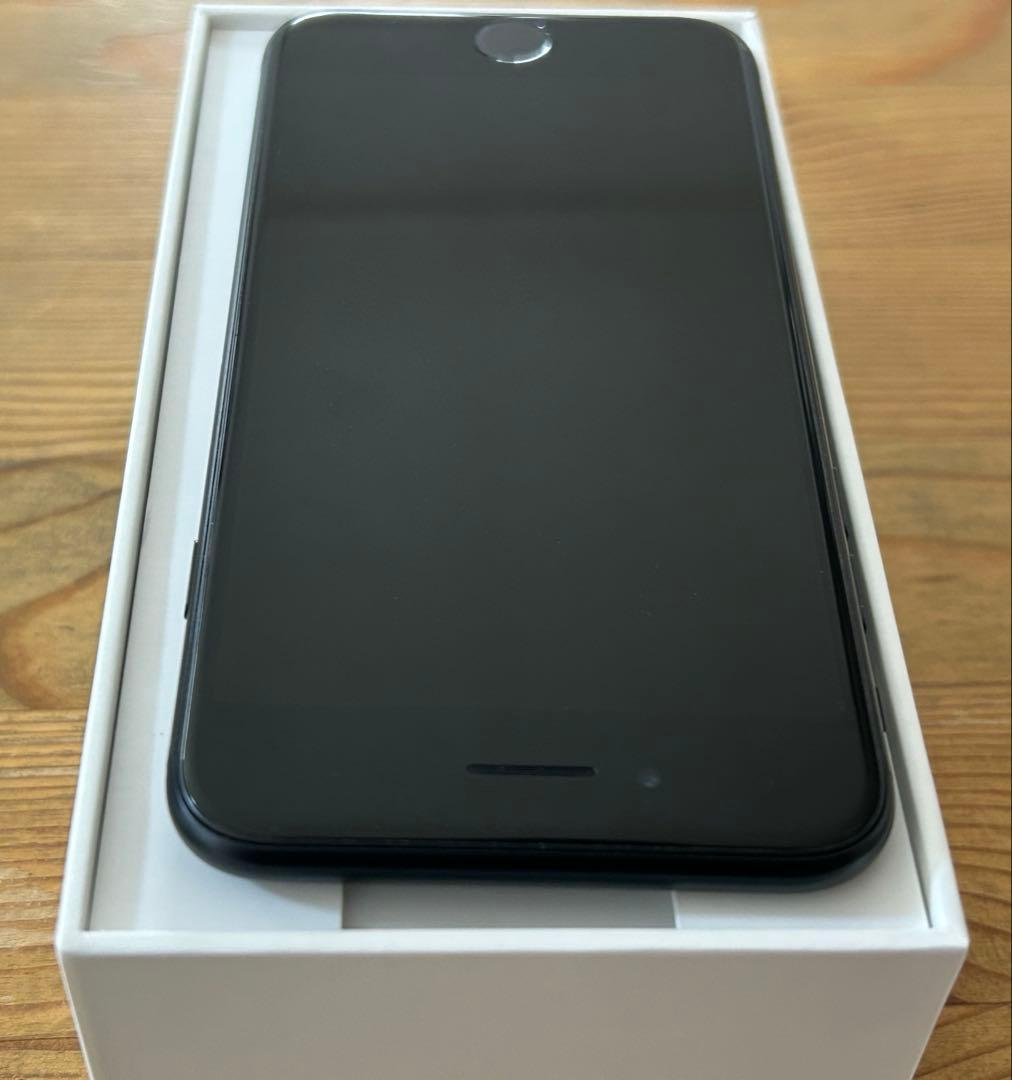 iPhoneSE 第3世代 ミッドナイト　Apple 128GB