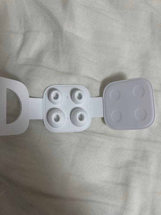 ヘッドホン APPLE MWP22J/A