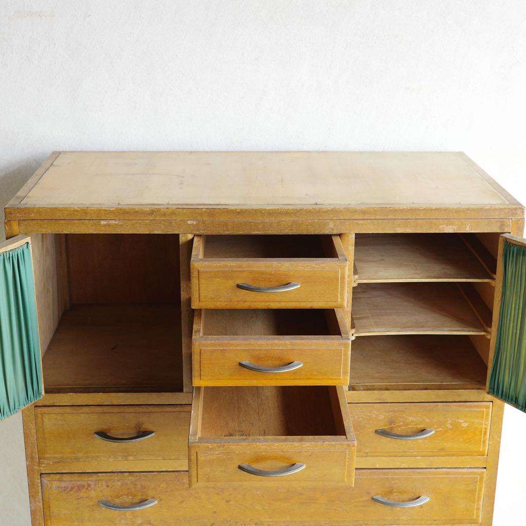 和モダンな箪笥　レトロ　ジャパンビンテージ