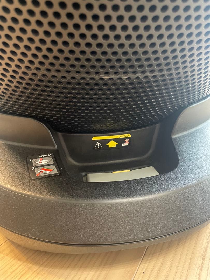 エールべべ　チャイルドシート