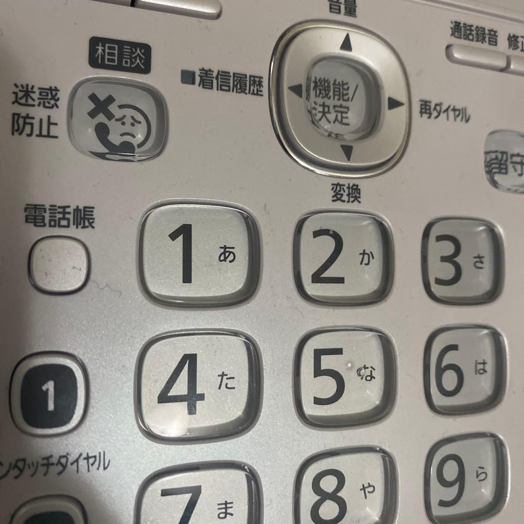 16パナソニック　コードレス電話機　VE-GD78ーW ホワイト　子機付