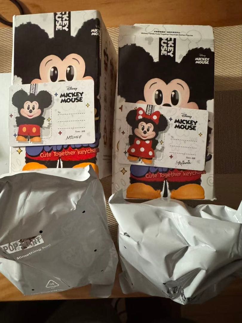 POPMART Disney ミッキー＆ミニー 2つ キーホルダー