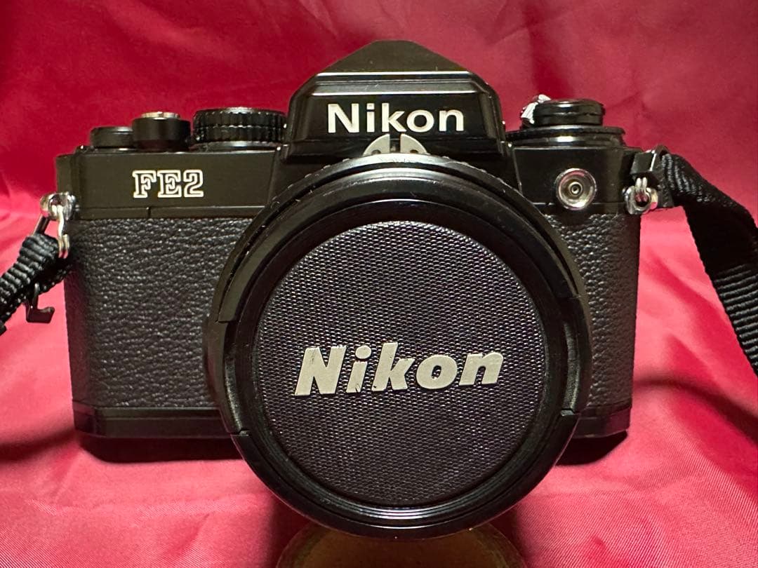 Nikon FE2 ブラック　フィルム一眼レフカメラ