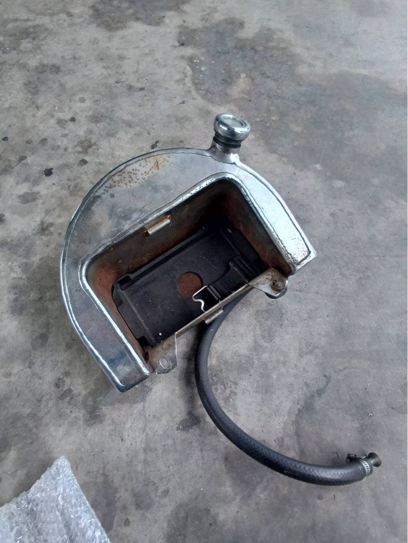 ああ　ハーレー94エボ　オイルタンク