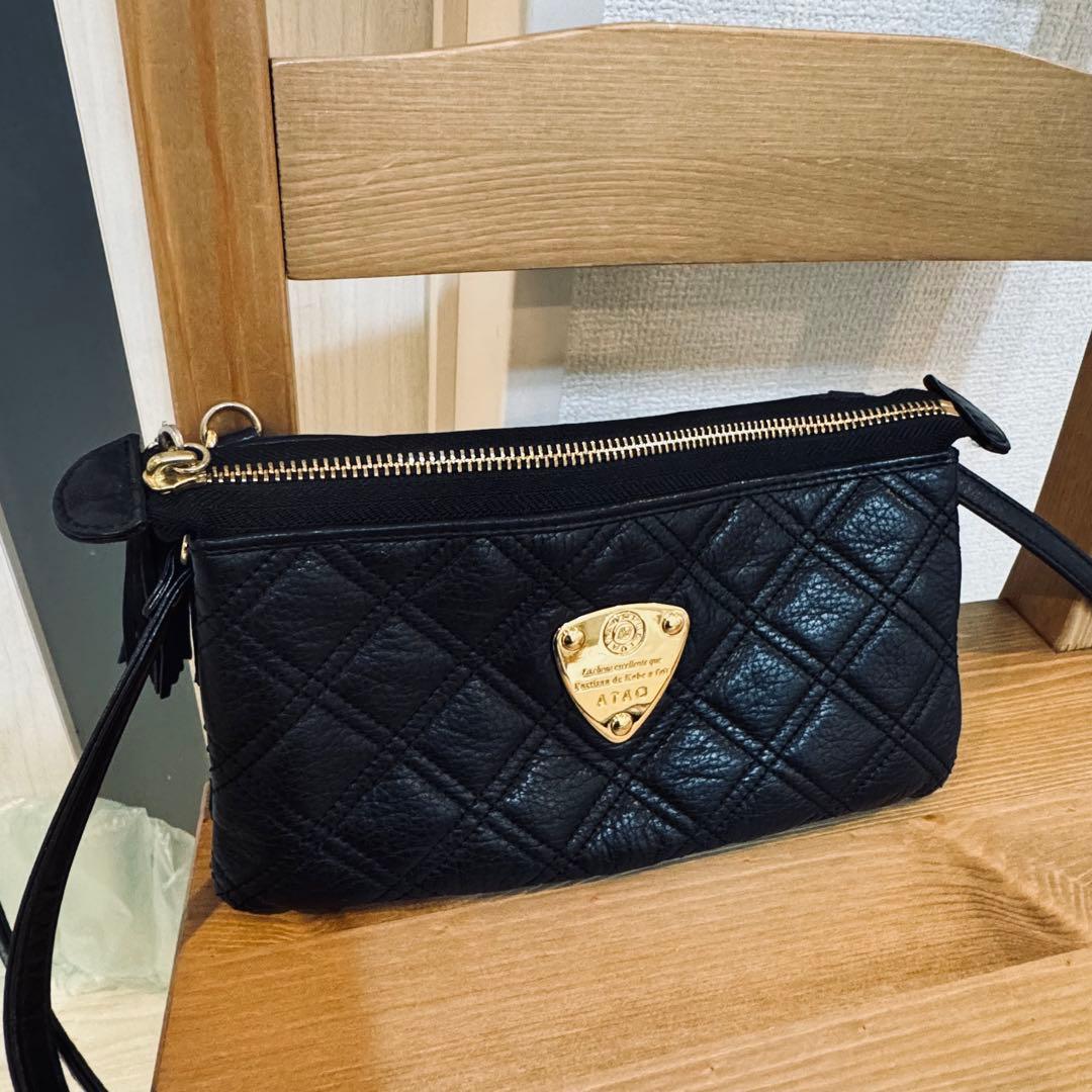 【極美品】ATAO ブーブー キルティング ショルダーバッグ ブラック