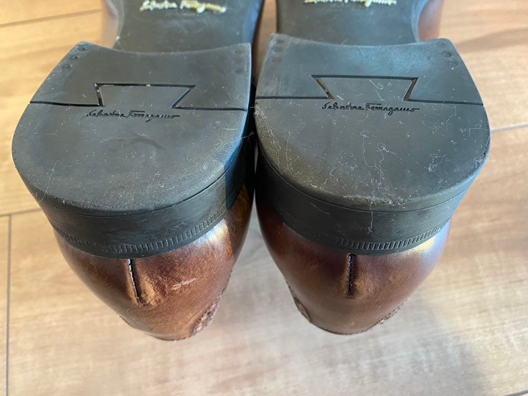 Salvatore Ferragamo ブローグシューズ ブラウン