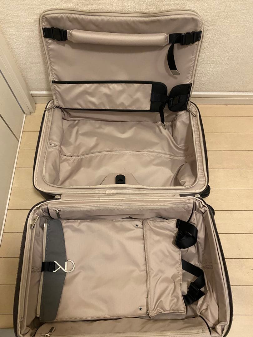 TUMI トゥミ　【希少】　LARKIN 4wheel スーツケース