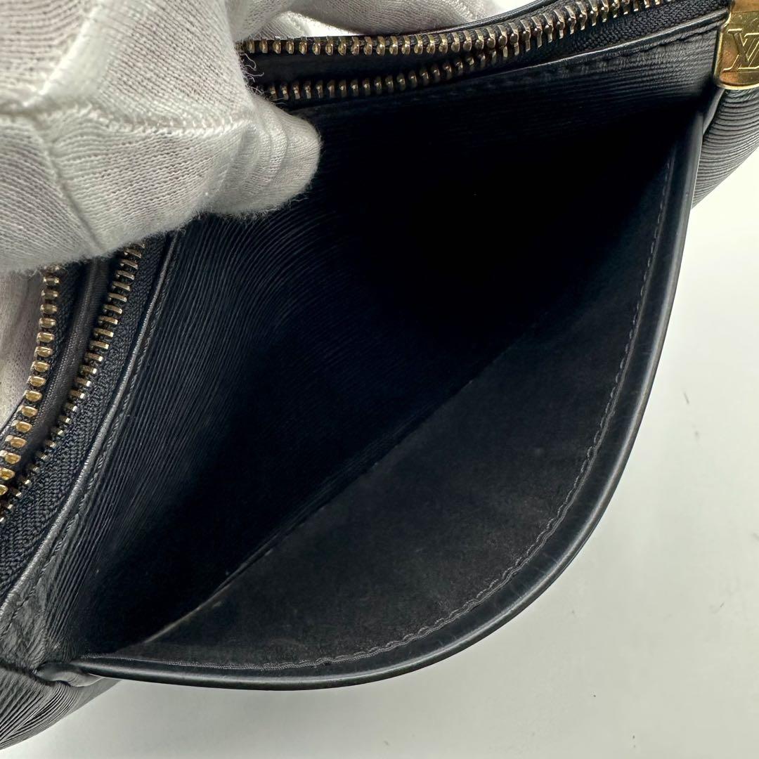 ルイヴィトン ハンドバッグ マッツィー エピ ポシェット レザー ヴィンテージ