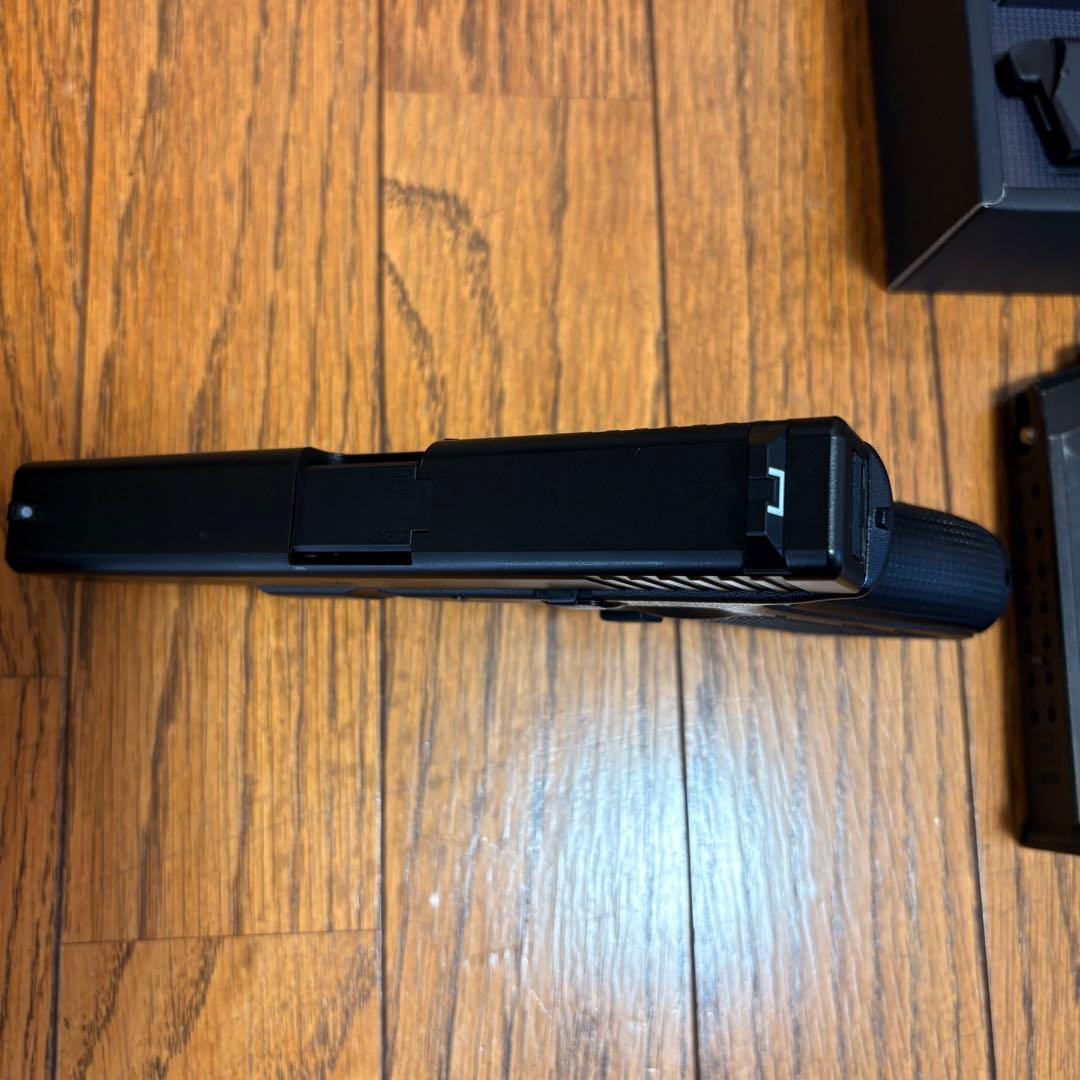 GLOCK 17 Gen.4 ガスブローバック エアガン