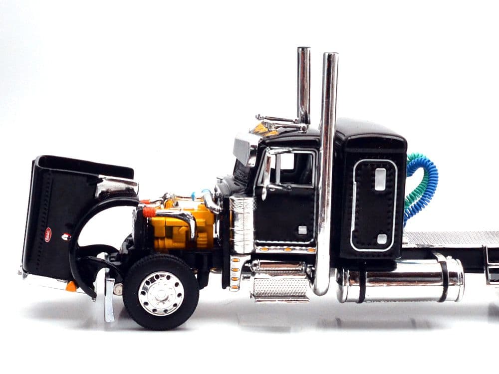 ピータービルト379・ウィズ・デムコ・トレーラー(ブラック/レッド)