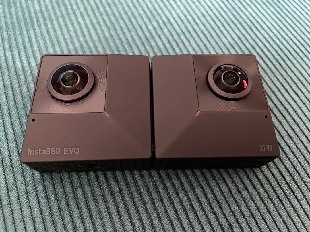 Insta360 EVO 3D VRカメラ
