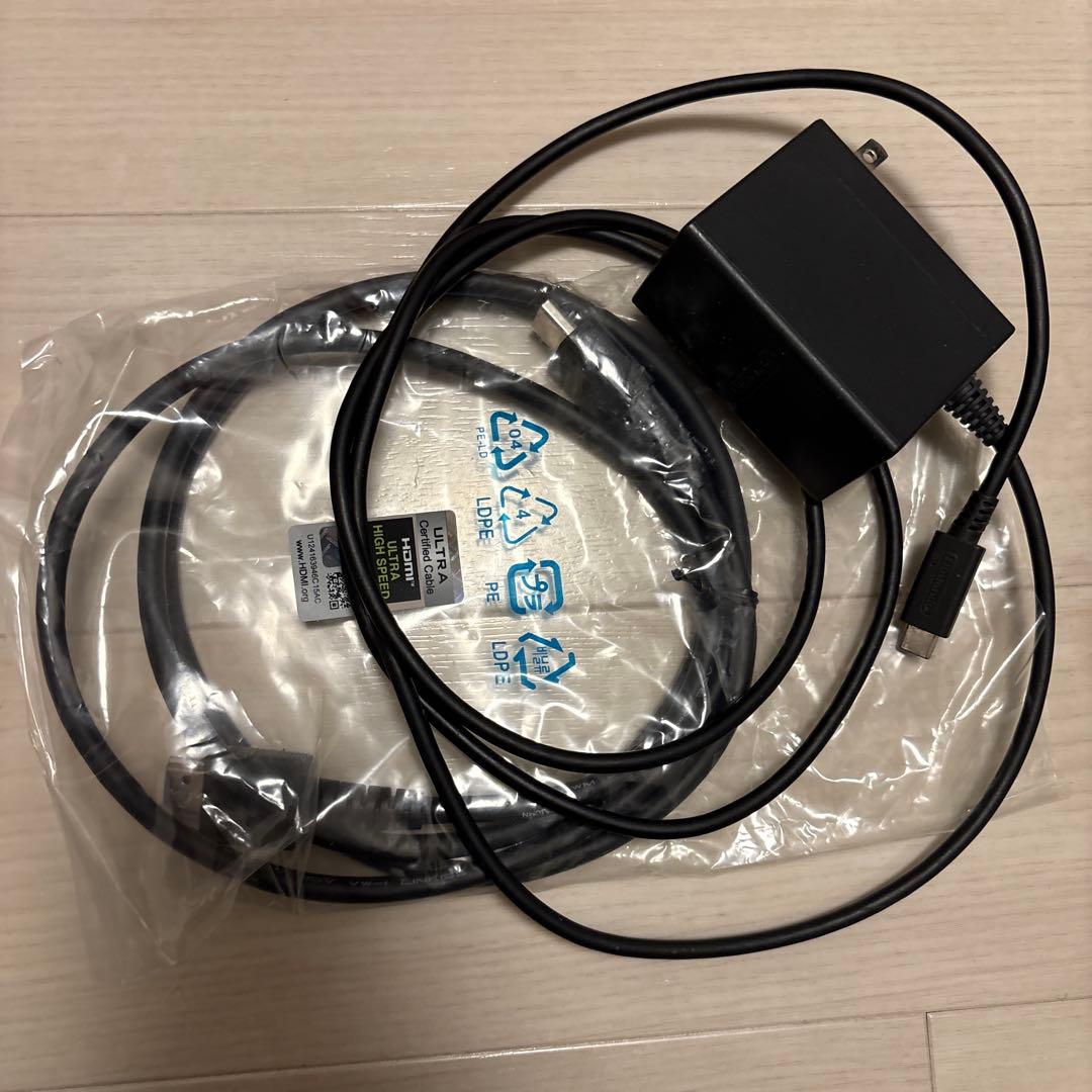 Switch 本体　ケース　Joy-Conハンドル付