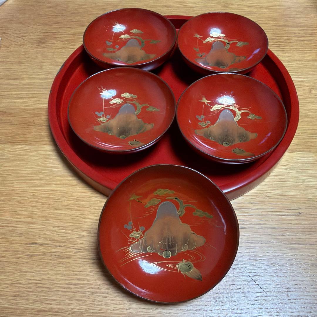 老松鶴亀文蒔絵　酒盃　小皿　5客セット 金彩漆塗り　漆器丸型杯 本漆　祝い　骨董