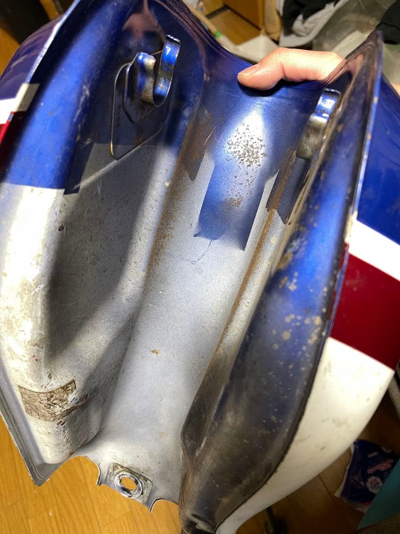 【24日まで値下げ】HONDA 　ホンダ　FTR 純正タンク　美品　トリコロール